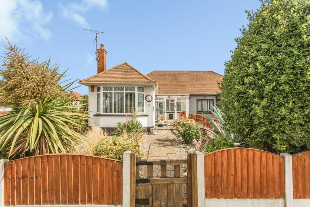 Main image of property: Somerton Avenue, Westcliff-on-Sea, Essex, SS0