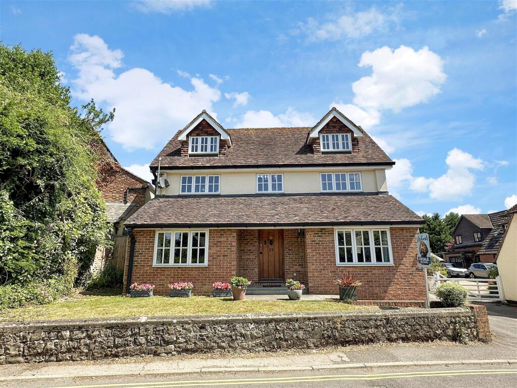 Main image of property: Eyhorne Street, Hollingbourne, Maidstone, Kent