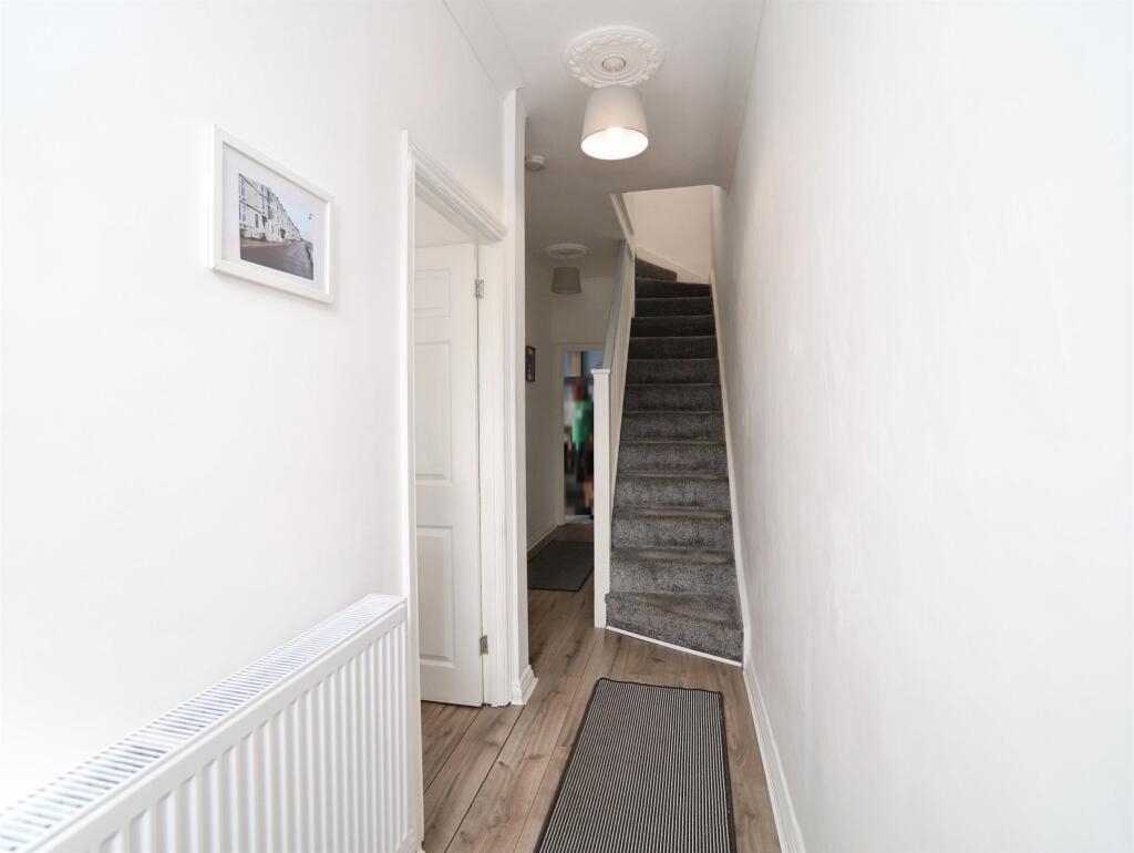 House in Cardiff, Taffs Well - View 2