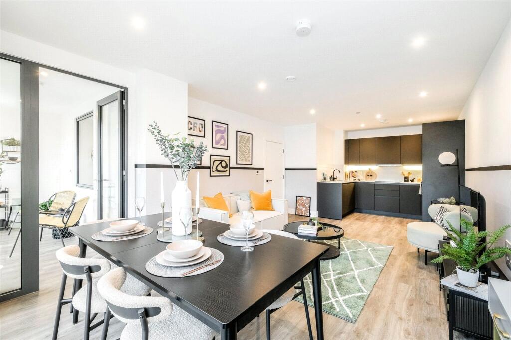 Main image of property: Poplar Walk, Croydon, CR0