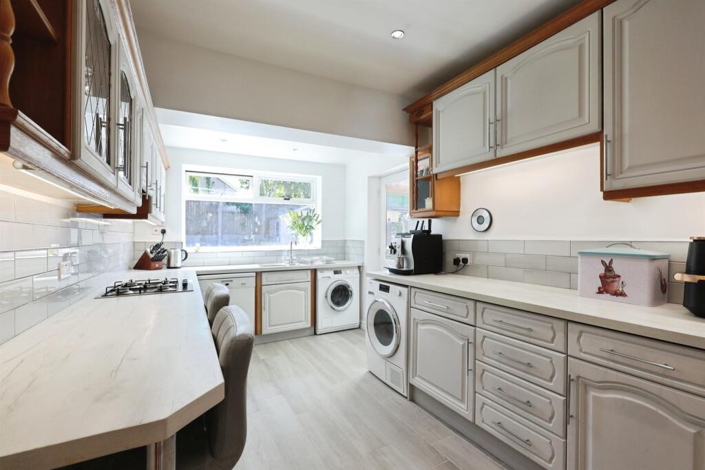 House in Stratford-on-Avon, Wellesbourne CP - View 6