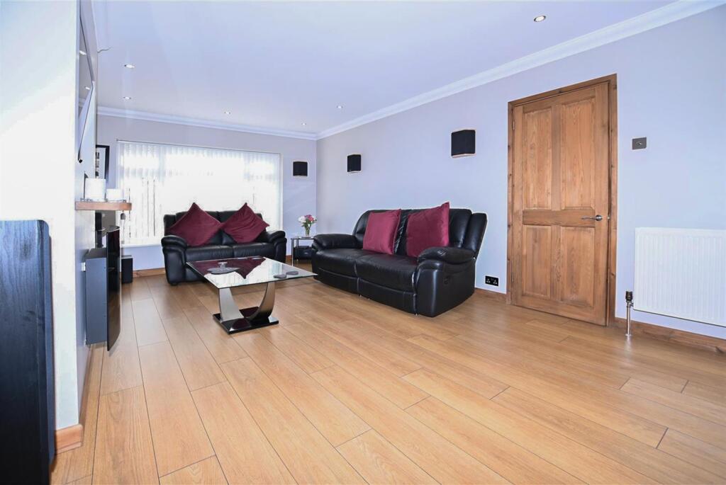 Beck Road, Canvey Island photo 2