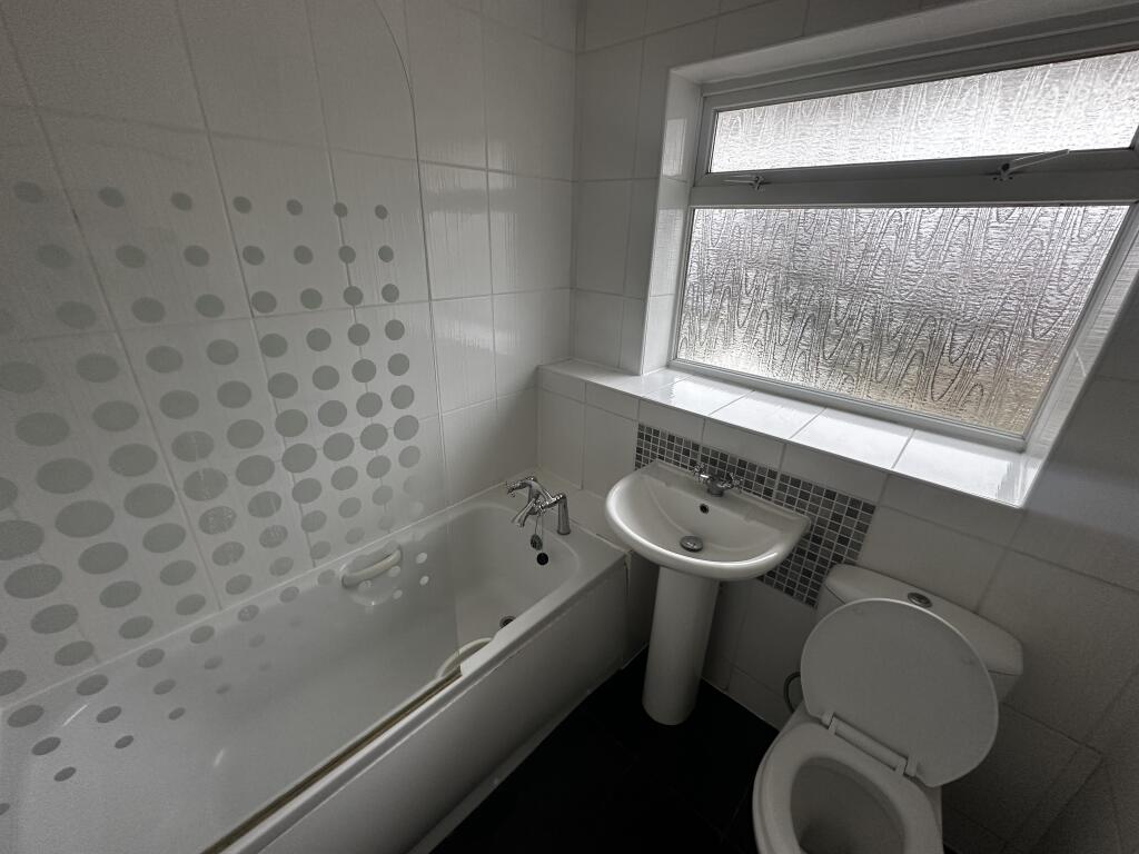 House in Northampton - More