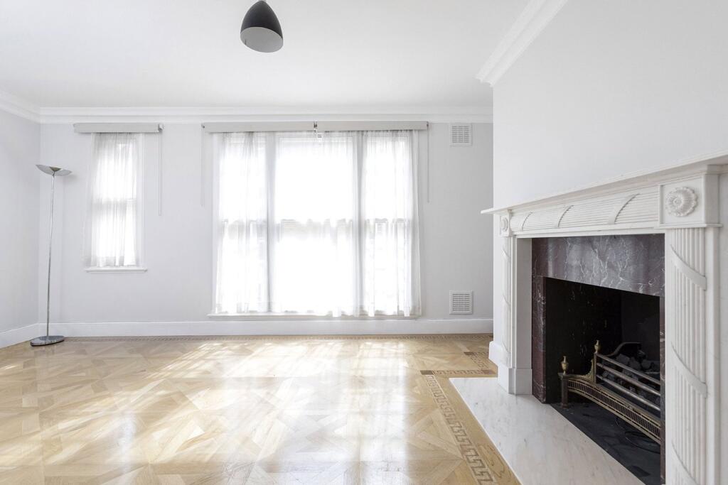3 bedroom town house for rent