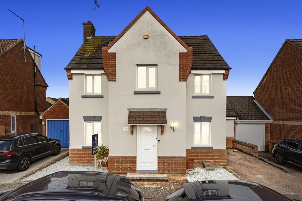 Main image of property: Stanley Rise, Chelmer Village, Chelmsford, Essex, CM2