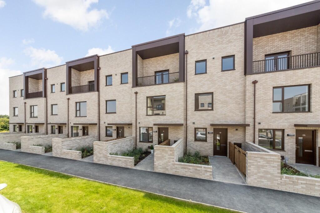 Main image of property: Bearsden Avenue, Cambridge, Cambridgeshire, CB3