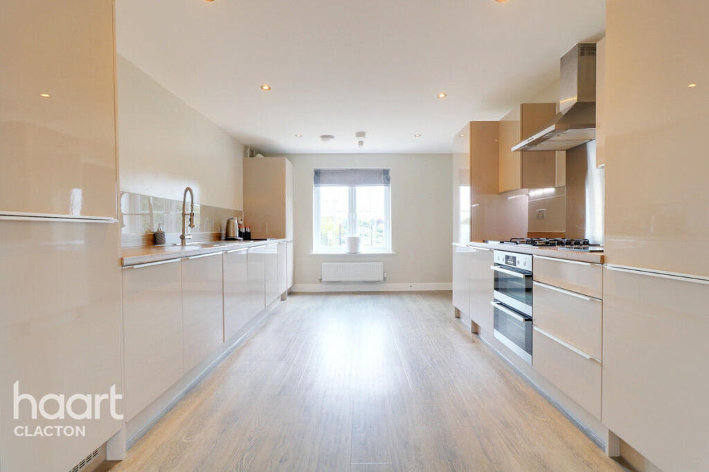 House in Colchester - View 3