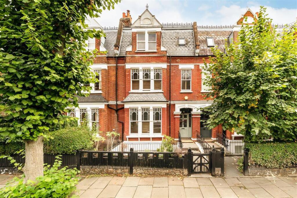 Main image of property: Whitehall Park, Whitehall Conservation Area