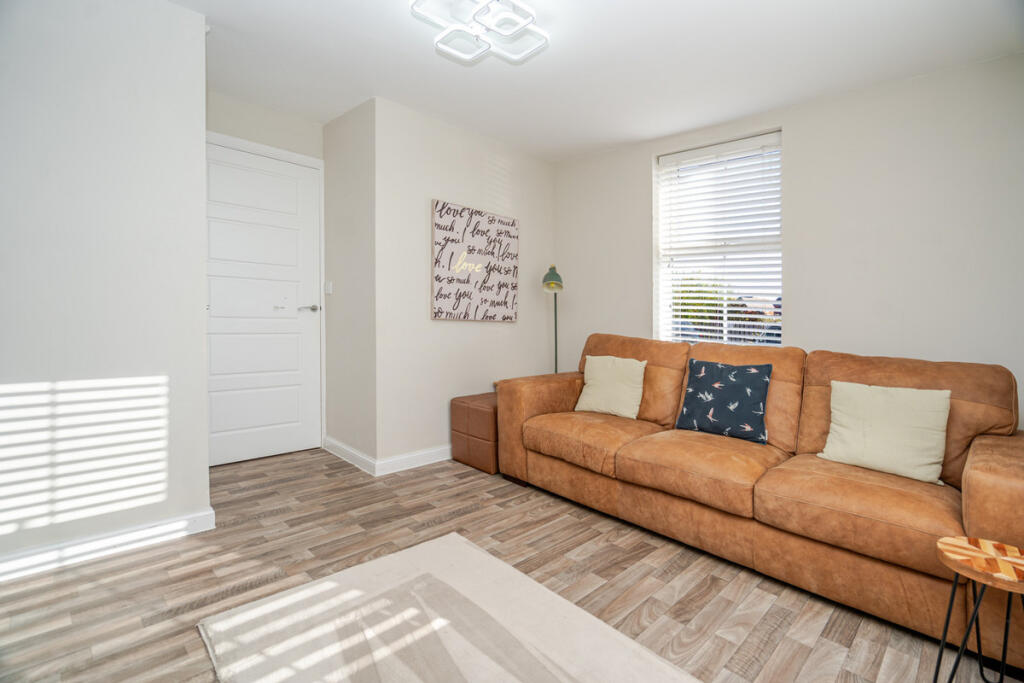 House in Hemel Hempstead, Kingsbrook - View 4