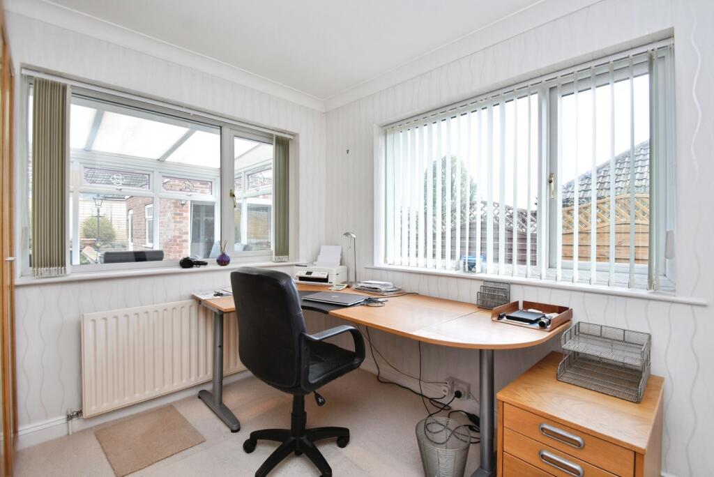 House in Knaresborough, Eastfield, Calcutt - More