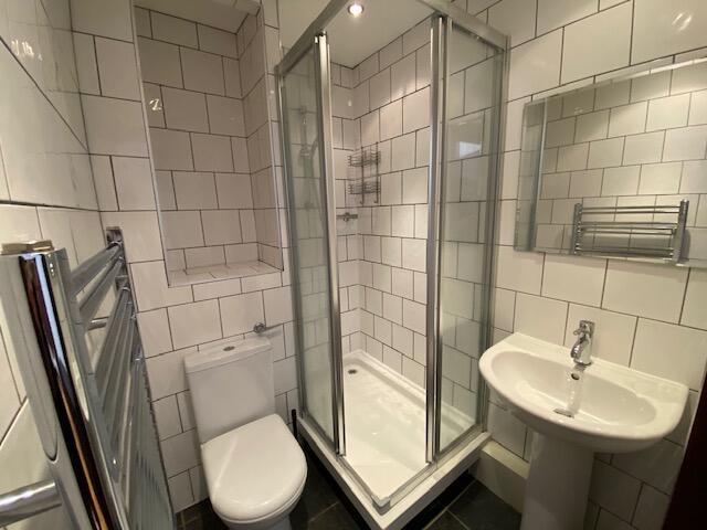 1 bedroom house for rent