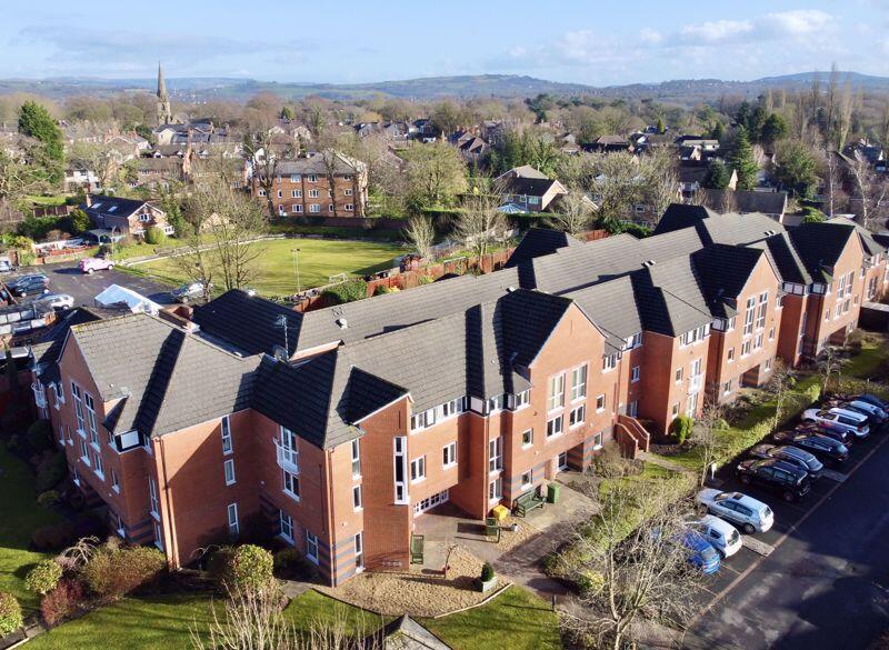 Metcalfe Court, Romiley photo 2