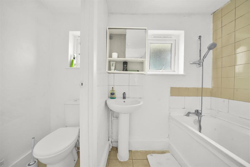 Apartment in London, Plaistow - View 4