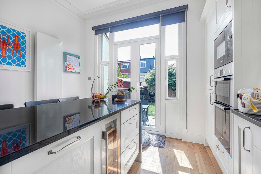 Greyswood Street, London, SW16 photo 3