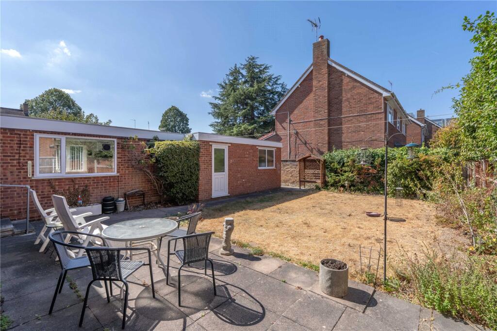 House in Twickenham - View 2