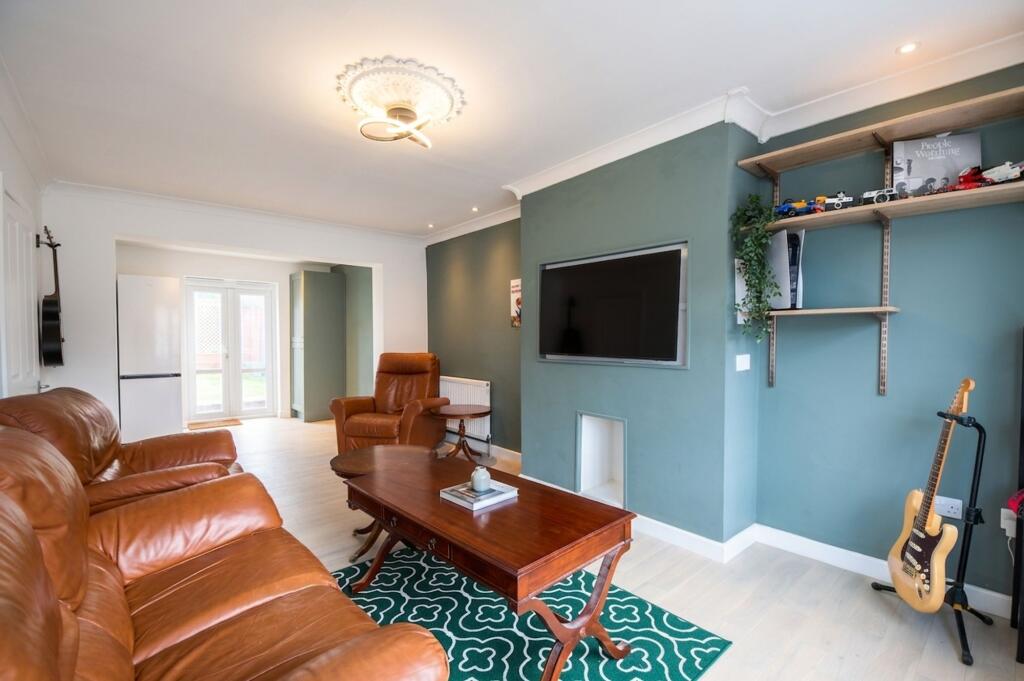 House in Salford, Greater Manchester - View 2
