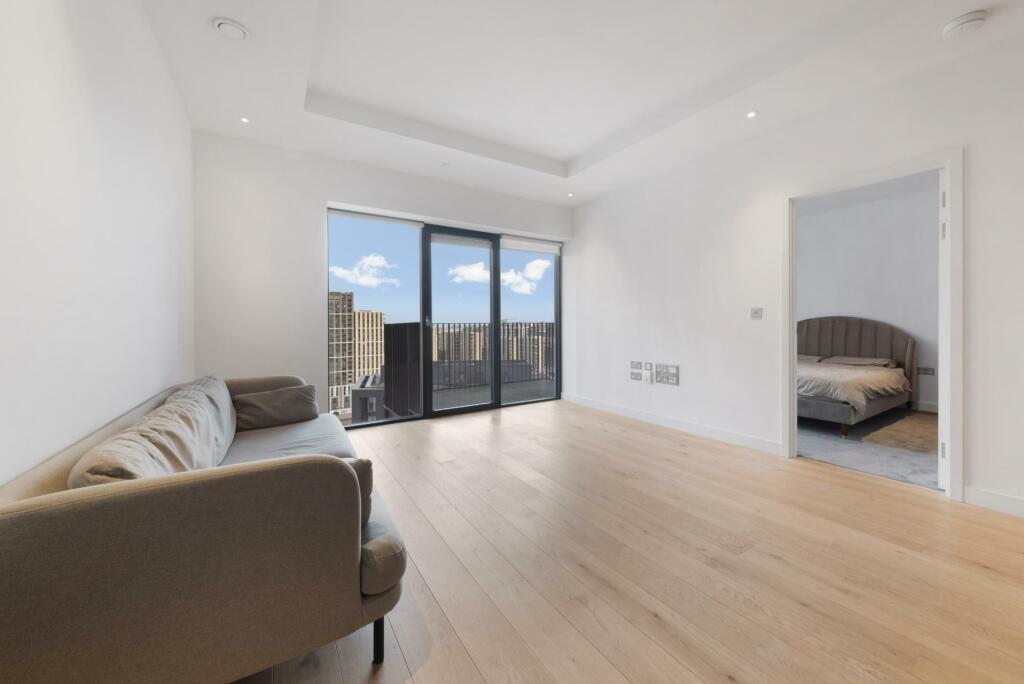 Apartment in London - View 5