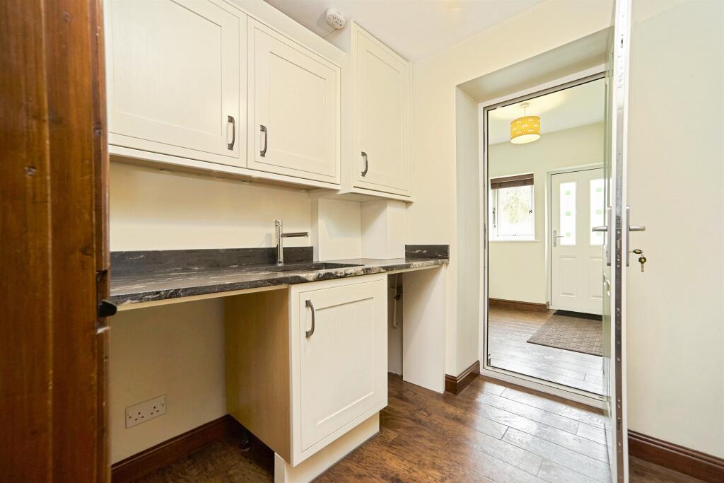 Black Moor Road, Oxenhope, Keighley photo 4
