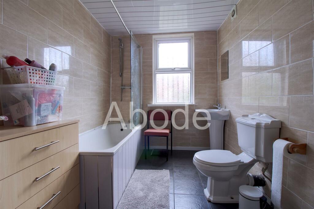 31 Chestnut Avenue photo 3