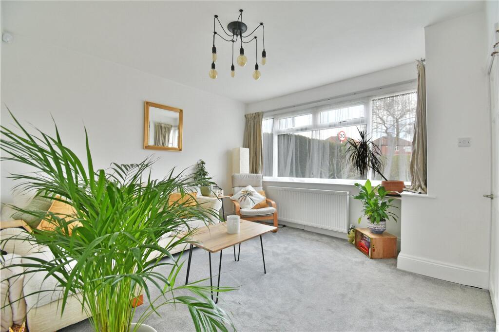 Tennyson Road, Reddish, Stockport, SK5 photo 2