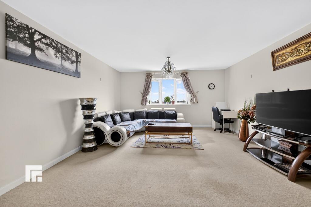 Apartment in Cardiff - View 5