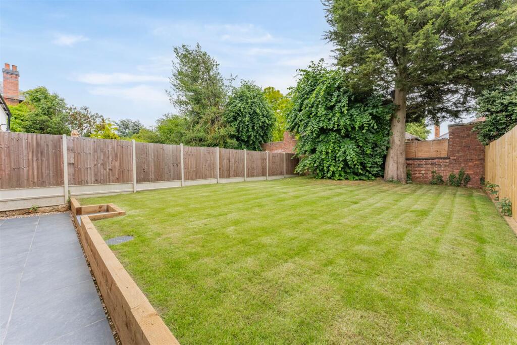NN16 - Neale Avenue, Kettering - View 3