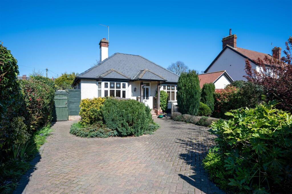 Main image of property: Park Road, Gorleston, Great Yarmouth