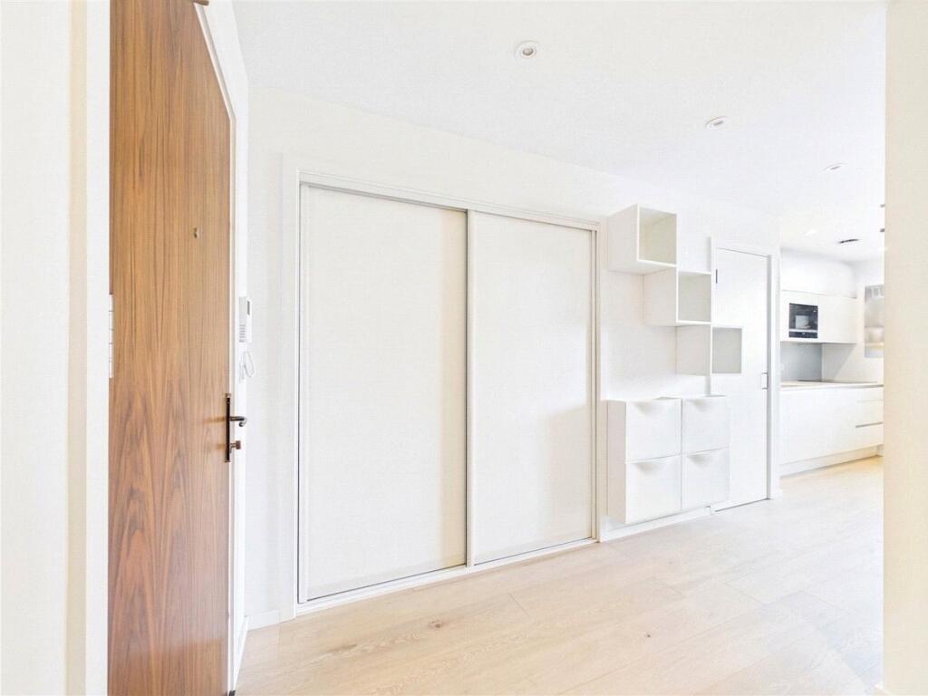 Apartment in Bristol, Brabazon, Charlton Hayes - More