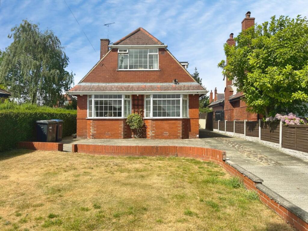 4-bed detached on Stonefall Avenue, Harrogate, £425,000