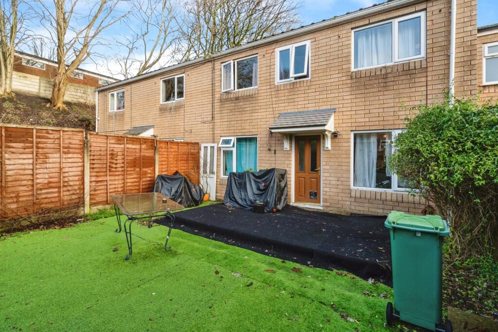 3-bed house on Gilnow Gardens, Bolton, Greater Manchester, BL1, £140,000