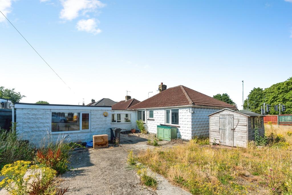 Main image of property: Cricklade Road, Swindon