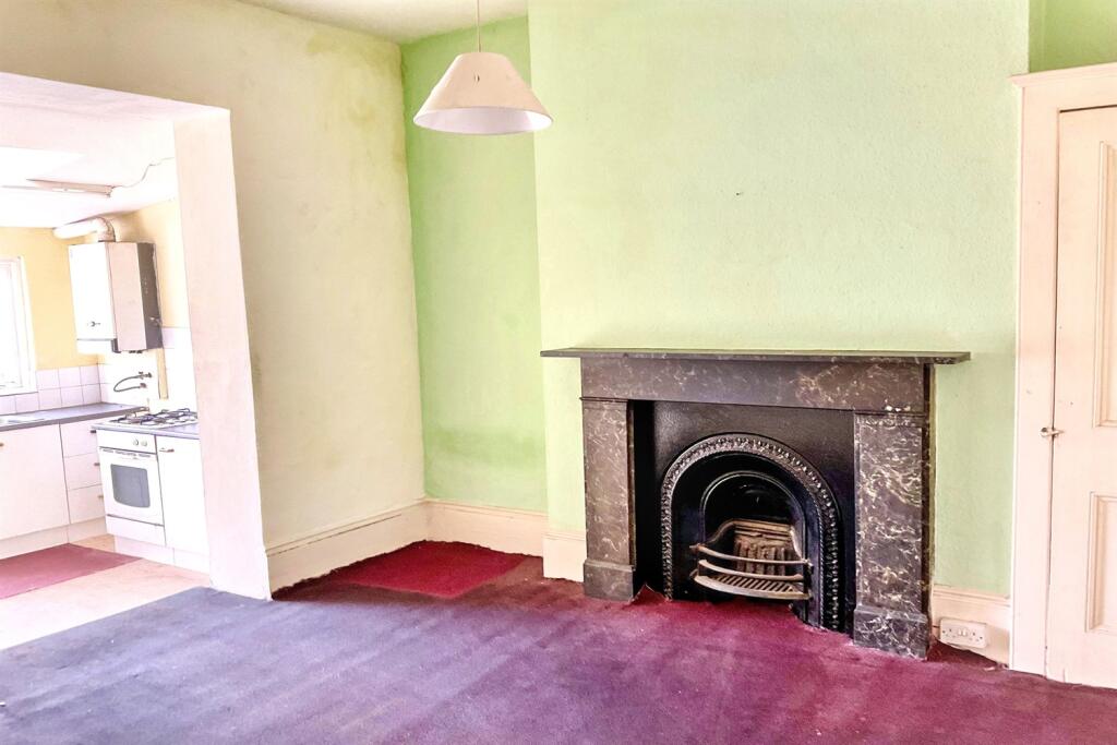 House in Canterbury - View 5