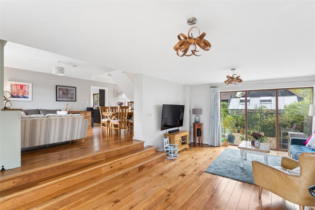 House in Hemel Hempstead - View 2