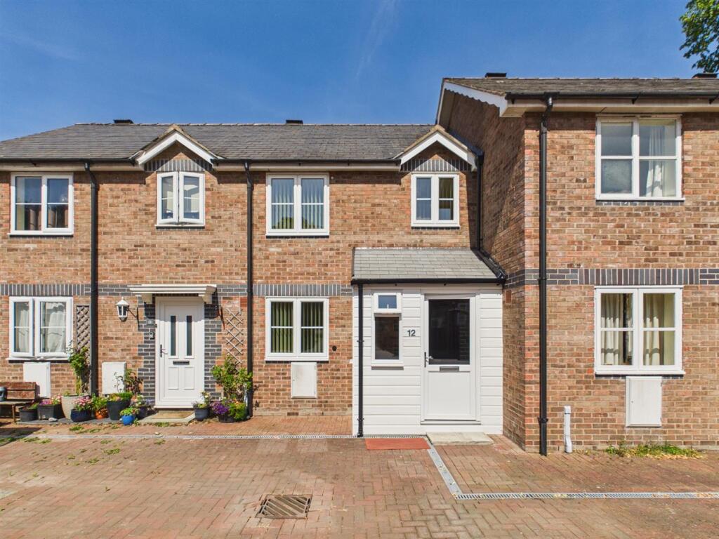 Main image of property: Green Square, High Street, Llanfyllin