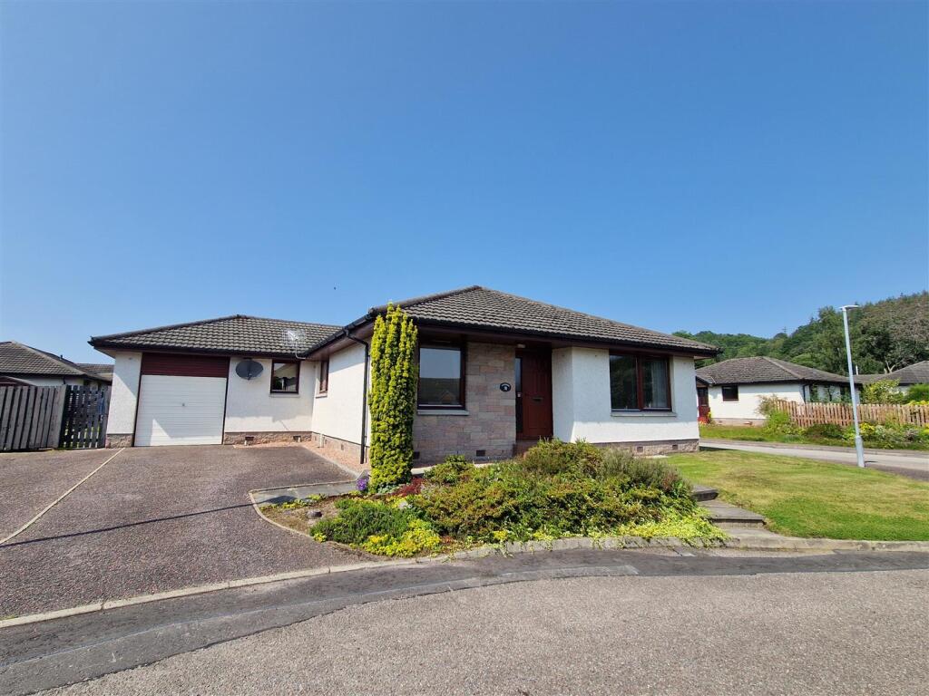 Main image of property: Ardmhor, 38 Drumsmittal Road, North Kessock, Inverness