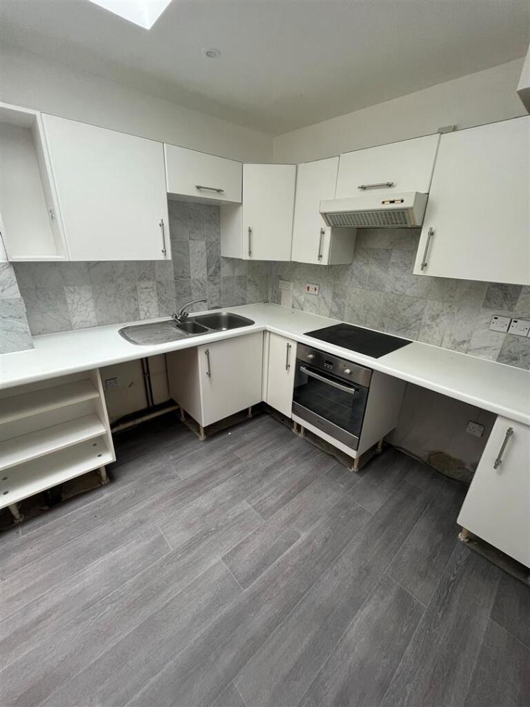 Apartment in Poole, Old Town - View 5