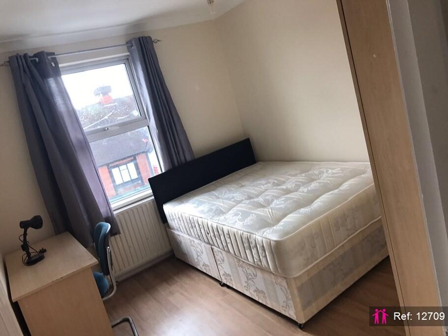 Apartment in London, Royal Borough of Kingston upon Thames - View 5