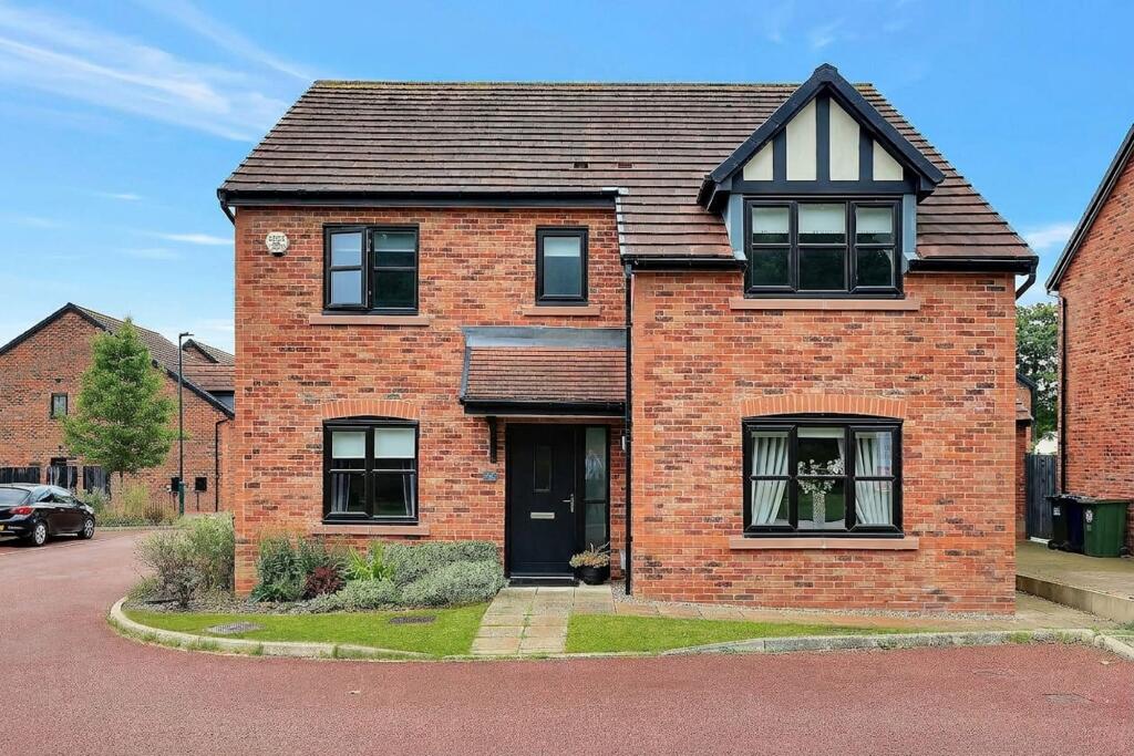 Main image of property: West Wood Road, Nunthorpe, TS7