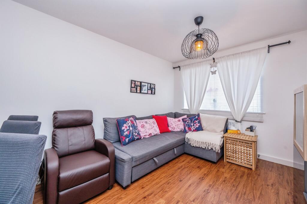 The Shotts, Alrewas, Burton-On-Trent photo 4