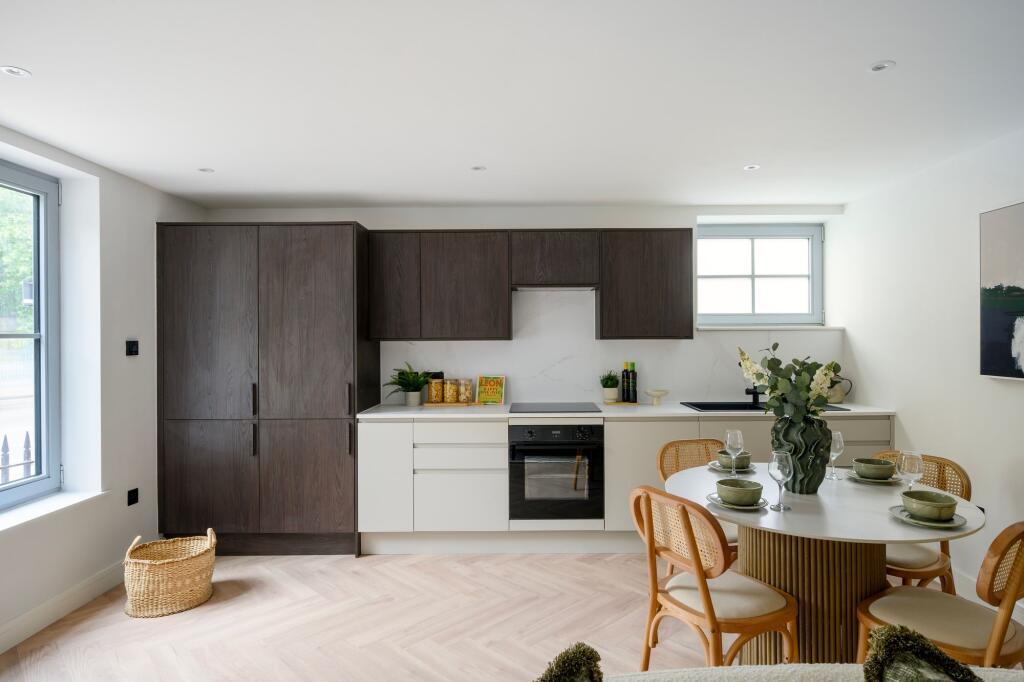 Apartment in London - View 3