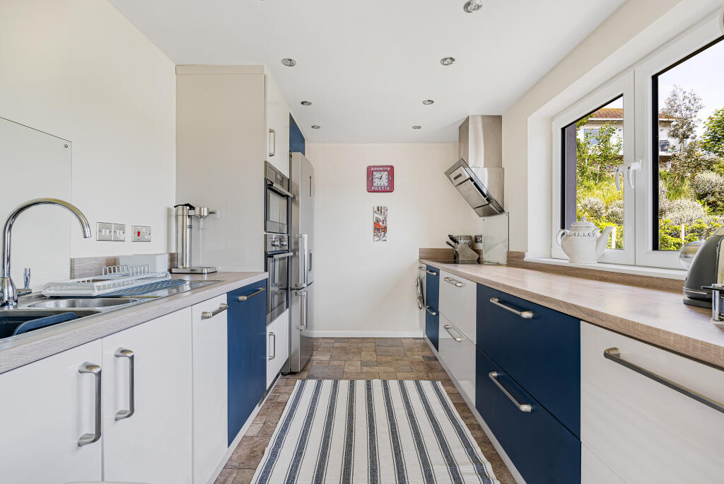 Vicarage Hill, Dartmouth photo 4