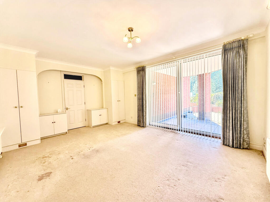 Apartment in Bournemouth - More