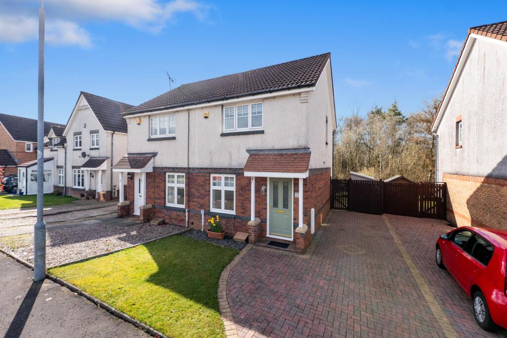 Main image of property: Kiloran Grove, Newton Mearns, East Renfrewshire, G77