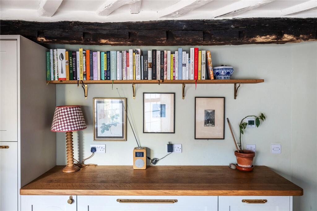 House in Winchester, West Meon - View 5