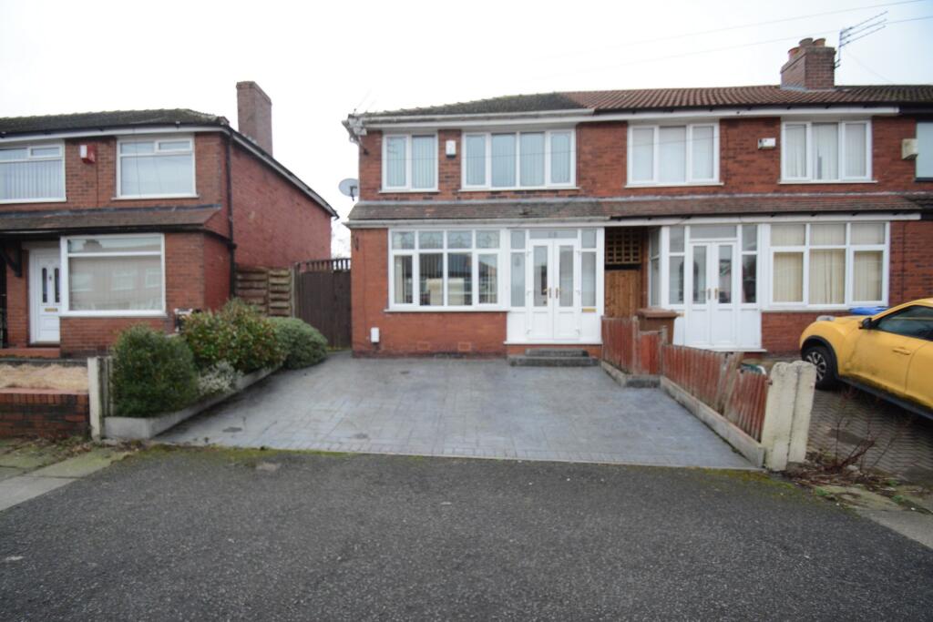 Main image of property: North Road, Audenshaw, M34