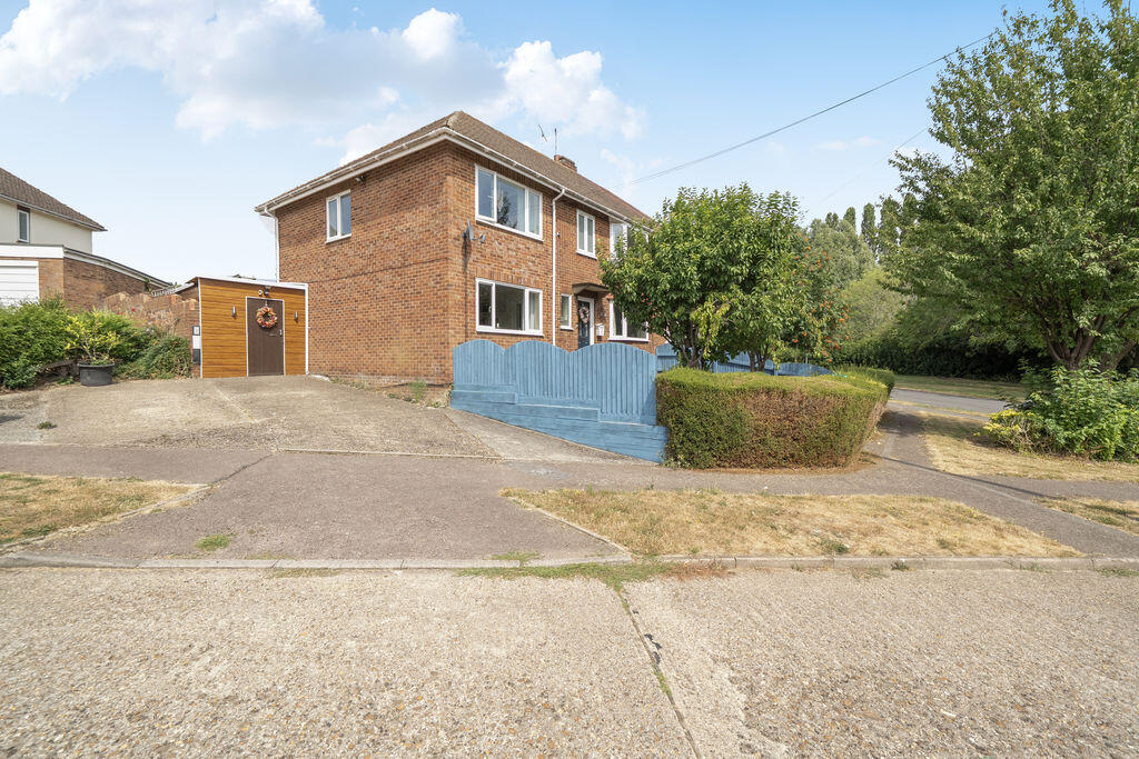 Main image of property: Pinewood Drive, Milton Keynes
