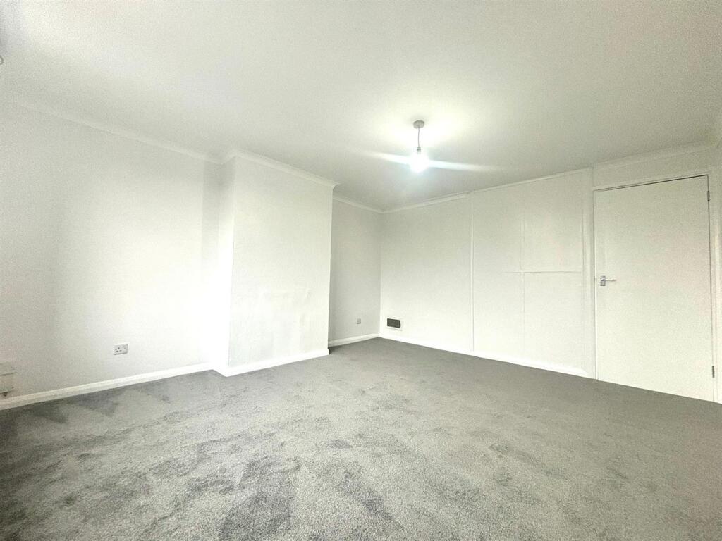 Main image of property: Vincent Close, Sipson, West Drayton, UB7