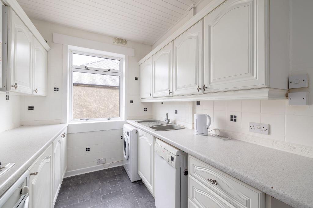 18 Sighthill Road, Edinburgh, EH11 4PD - View 6