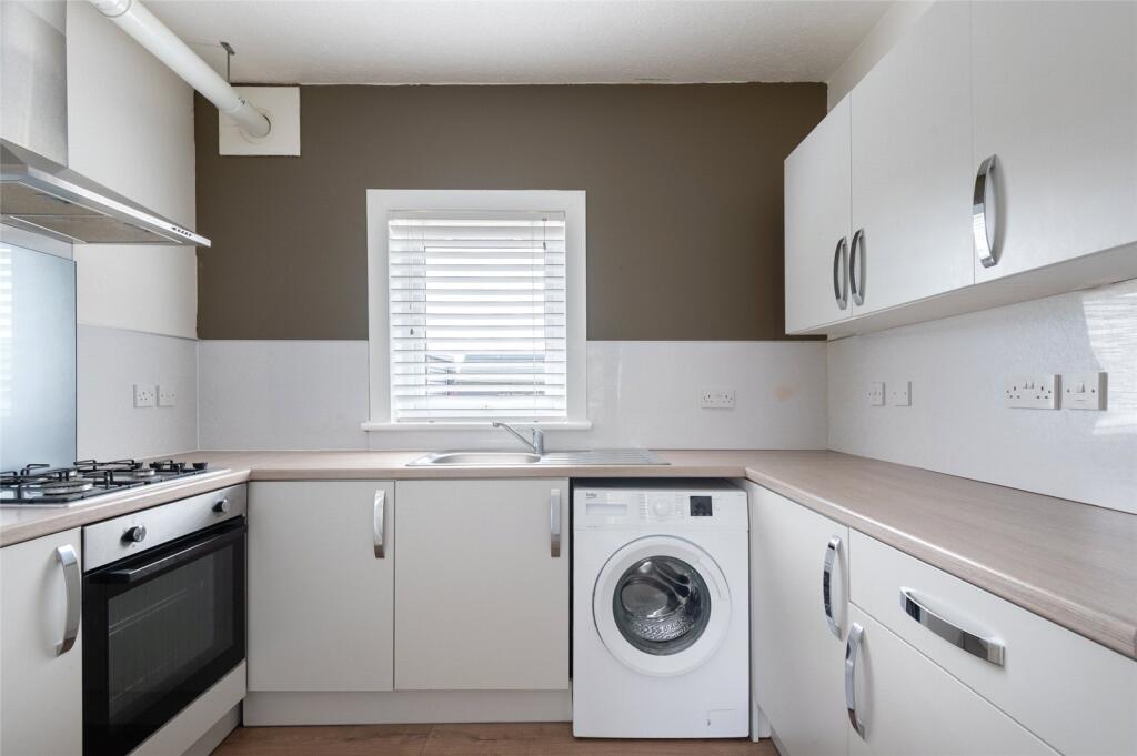 Apartment in Methil, Crossroads - View 2