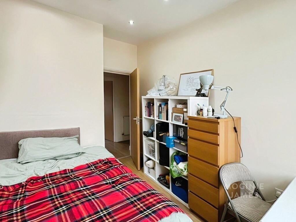 Apartment in Cardiff - View 4